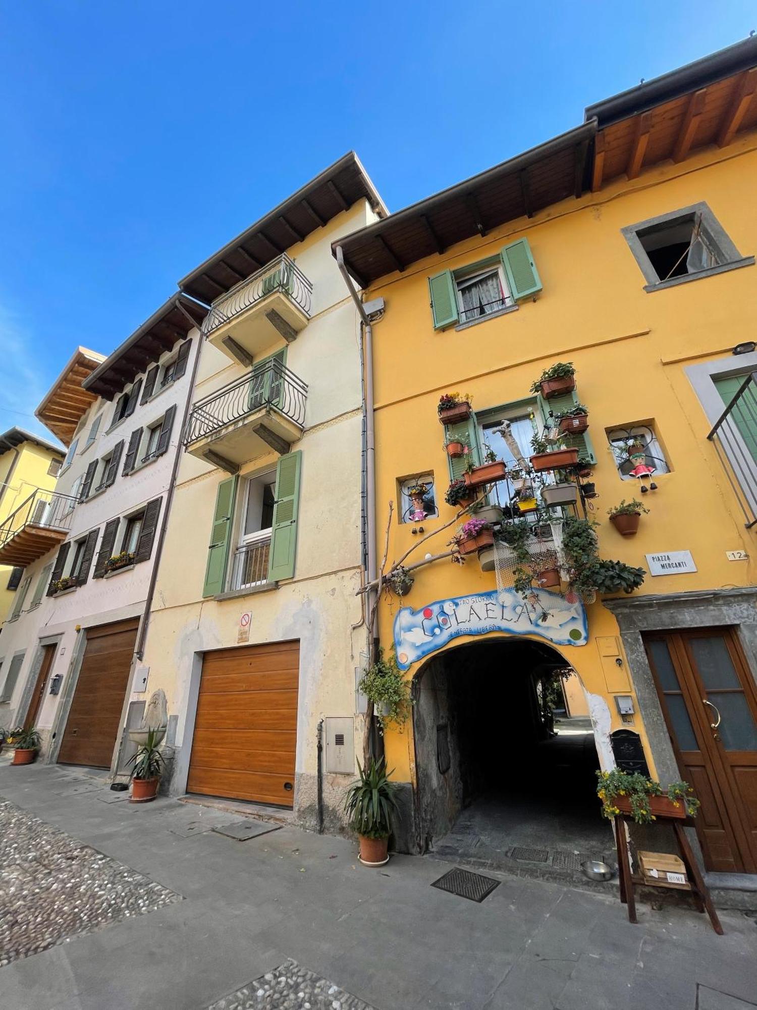 Casa Berlai, Bilocale Sul Lago Villa Pisogne Bagian luar foto