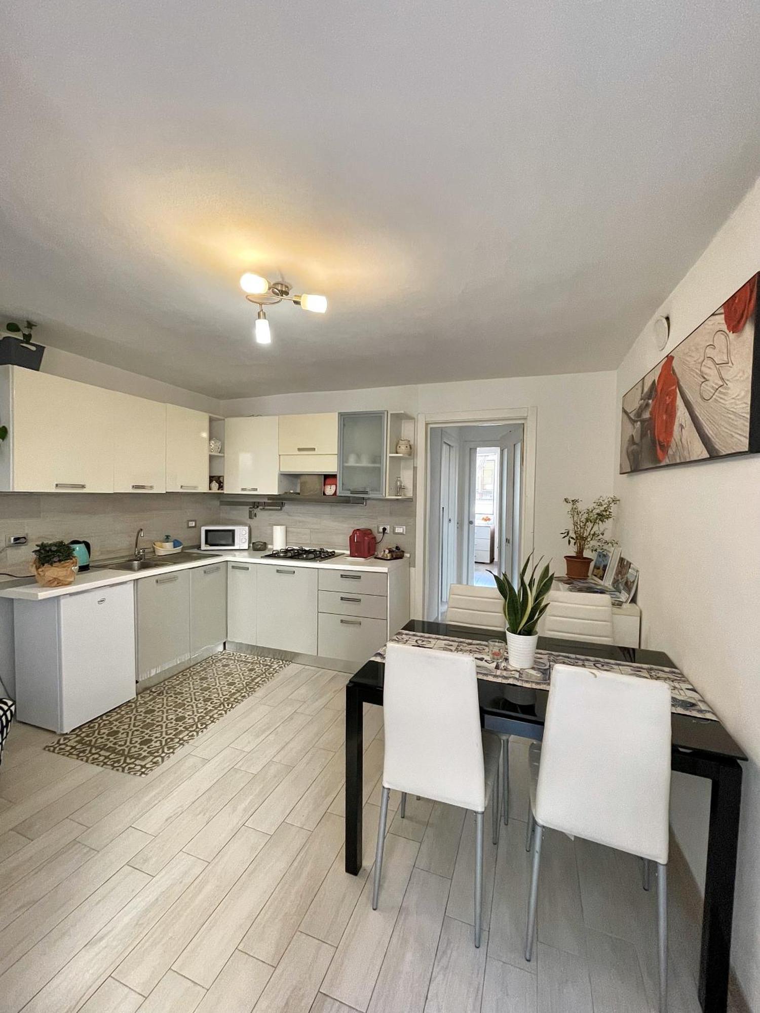 Casa Berlai, Bilocale Sul Lago Villa Pisogne Bagian luar foto